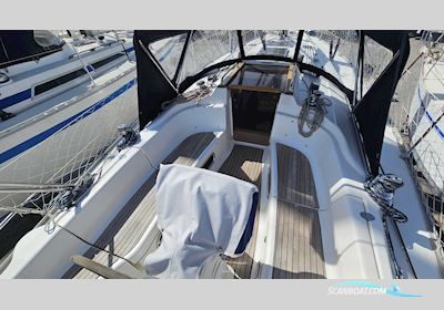 Bavaria 36 Segelbåt 2003, med VOLVO motor, Frankrike