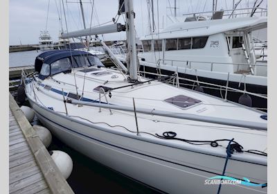 Bavaria 38 Cruiser  -  SOLGT/SOLD Segelbåt 2005, med Volvo Penta D2-55 motor, Danmark