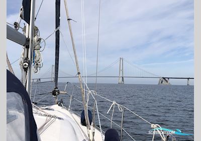 Bavaria Bavaria 33 Cruiser Segelbåt 2006, med Volvo Penta D1-30 motor, Sverige