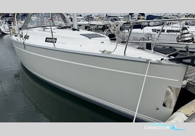 Bavaria Cruiser 32 Segelbåt 2013, med Volvo Penta motor, England