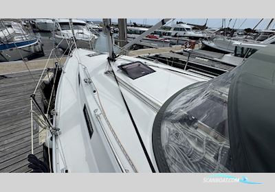 Bavaria Cruiser 32 Segelbåt 2013, med Volvo Penta motor, England