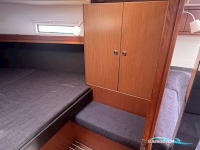 Bavaria Cruiser 37-3 Segelbåt 2015, med Volvo Penta D1-30 motor, Holland