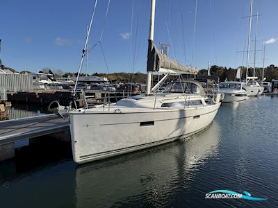 Bavaria Cruiser 37 Segelbåt 2015, med Volvo Penta motor, England