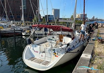 Beneteau 411 Segelbåt 2002, med Yanmar 4JH3E motor, Danmark