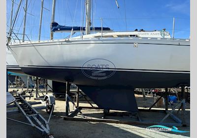 Beneteau FIRST 32 Segelbåt 1983, med Yanmar motor, Frankrike