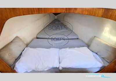 Beneteau First 24 Quille Relevable Segelbåt 1984, med Suzuki motor, Frankrike