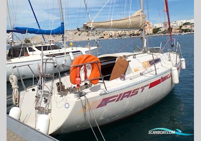 Beneteau First 28 Segelbåt 1982, med Nanni motor, Frankrike