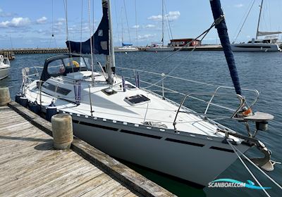 Beneteau First 30E Segelbåt 1984, med Volvo Penta D1-20 motor, Danmark