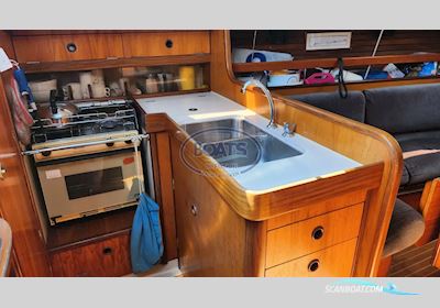 Beneteau First 325 Segelbåt 1987, med Volvo Penta motor, Frankrike