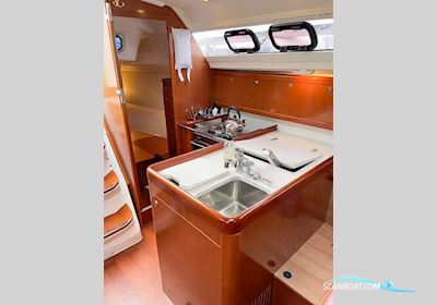 Beneteau Oceanis 31 Segelbåt 2011, med Yanmar 3YM20 motor, Sverige