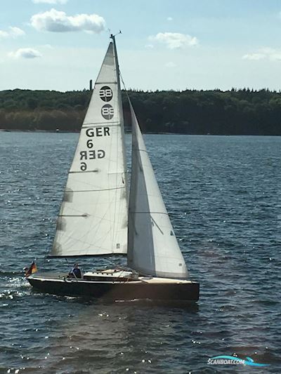 Biehlmarine 8.8 Segelbåt 2010, med Aquamot 2,2 KW motor, Tyskland