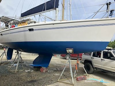 Catalina 310 Segelbåt 2001, med Universal motor, USA