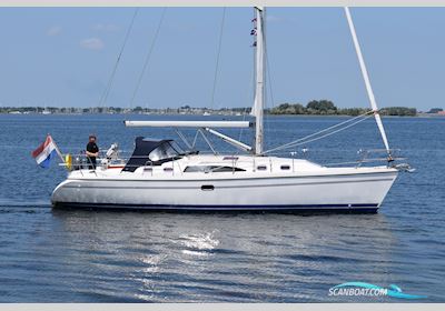 Catalina 375 Segelbåt 2010, med Yanmar 3JH5e 3-Cilinder motor, Holland