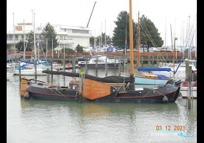 Classic Yacht Dutch Barge - Tjalk Pavilion Dutch Sailing Barge Segelbåt 1896, med Perkins motor, England