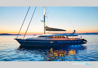 Cmb 32 Segelbåt 2007, med Man D2866 Lxe 40 motor, Kroatien