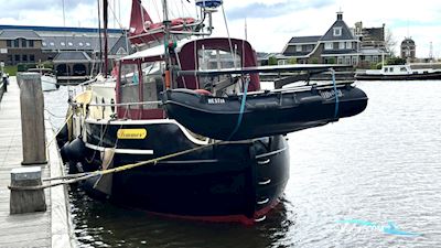 Colin Archer Bronsveen Segelbåt 2002, med Deutz motor, Holland