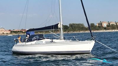 Comfortina 35  Segelbåt 2003, med Yanmar 3GM30 motor, Sverige