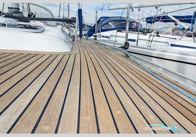 Comfortina 35 Segelbåt 1998, med Yanmar 3GM30. 27,3 hk motor, Sverige
