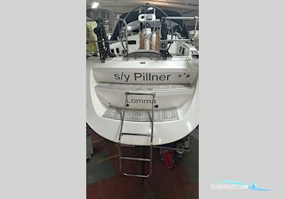 Comfortina 35 Segelbåt 2002, med Yanmar 3GM30 motor, Sverige