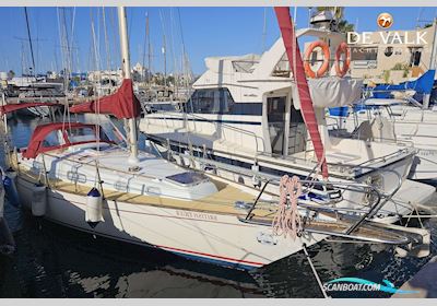 Contessa 32 Segelbåt 1981, med Beta Marine motor, Spanien