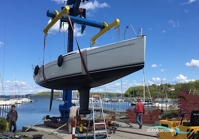 Dehler 35SV, nicht X, Arcona, First, Salona, Dufour Segelbåt 2011, med Volvo Penta D1-30 motor, Tyskland