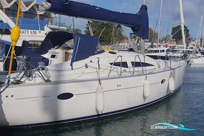 Elan 348 Segelbåt 2008, med New Volvo Penta D2-40B 39Hp with Saildrive and 3 Blade propeller motor, England
