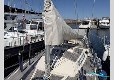 Fandango 32 Segelbåt 1982, med Sole Mini 26 motor, Danmark