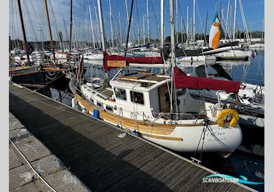 Fisher 34 Segelbåt 1987, med Volvo Penta D2-75F motor, Frankrike
