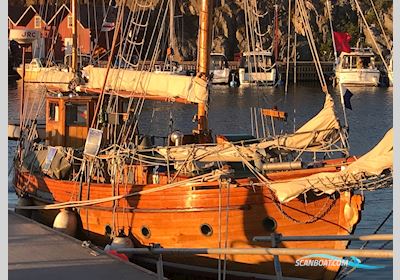 Galeas 35 Segelbåt 1937, med Perkins Diesel Type 4.236 motor, Sverige