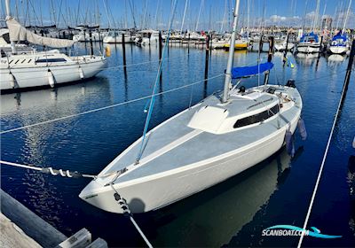 H-Båt Segelbåt 1980, med Tohatsu motor, Sverige