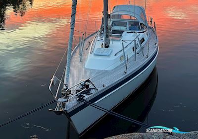 Hallberg-Rassy 34 Segelbåt 2000, med Volvo Penta MD2030 motor, Sverige