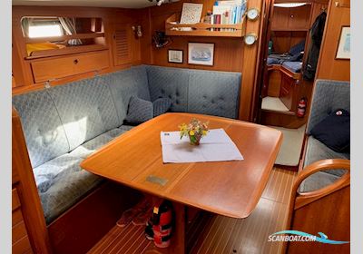 Hallberg-Rassy 382 Segelbåt 1990, med Volvo Penta MD 22 motor, Sverige