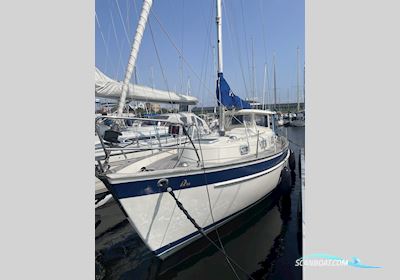Hallberg-Rassy 94 Kutter Segelbåt 1981, med  Craftsman CM.4.42 Diesel 42 hk (2012) motor, Sverige