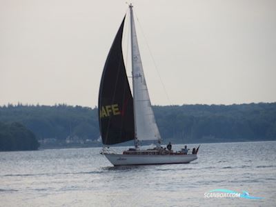 Hallberg Rassy Mistral 33 Segelbåt 1975, med Nanni N3.30Tmc40 motor, Tyskland