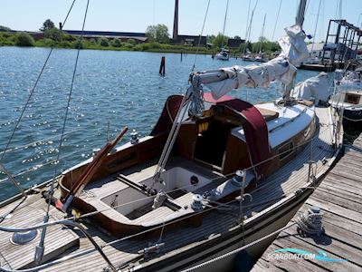 Hallberg Rassy Mistral 33 Segelbåt 1975, med Nanni N3.30Tmc40 motor, Tyskland