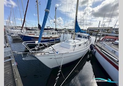 Hallberg Rassy Rasmus 35 Segelbåt 1976, med Volvo Penta
 motor, Danmark