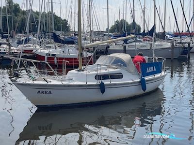 Hurley 700 Segelbåt 1978, med Tohatsu motor, Holland
