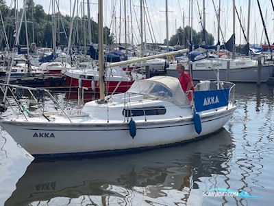 Hurley 700 Segelbåt 1978, med Tohatsu motor, Holland