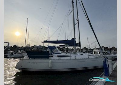 Jeanneau 29.2 Segelbåt 2000, med Yanmar motor, England