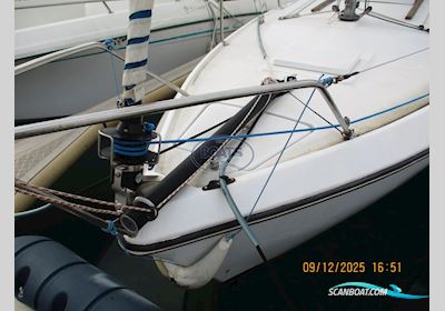 Jeanneau Flirt Segelbåt 1980, med Yamaha motor, Frankrike