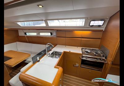 Jeanneau Sun Odyssey 409 - SOLGT/SOLD Segelbåt 2015, med Yanmar 3JH5-CE motor, Danmark