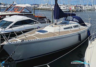 Larsen 28 Segelbåt 1987, med Vire motor, Danmark