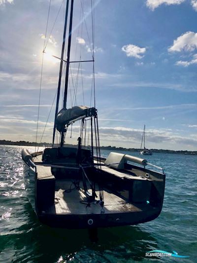 Latitude Alphena One Segelbåt 2008, med Krautler 48 V de 3,5 kW motor, Frankrike