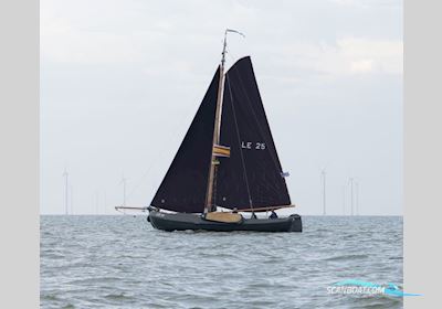 Lemsteraak LE 25 - Visserman Uitvoering Blom Segelbåt 2011, med Mutsibushi motor, Holland