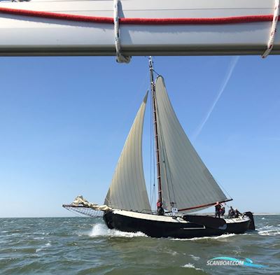Lemsteraak Mosselaak Segelbåt 1914, med DAF motor, Holland