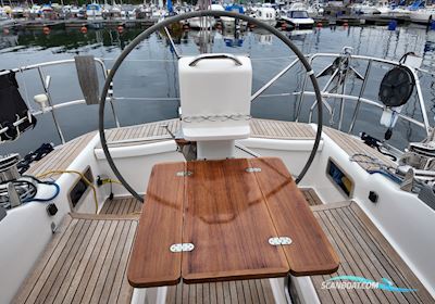 Linjett 37 Segelbåt 2009, med Volvo D2-40 motor, Sverige