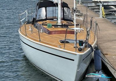 Luffe 44 Segelbåt 1983, med Ny Craftman CM3.27 dieselmotor, 27 hk motor, Sverige