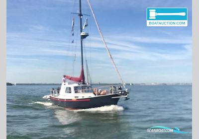 Maaskotter 960 Segelbåt 1969, med Peugeot motor, Holland