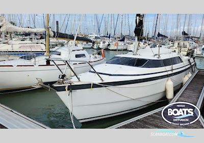 Mac Gregor 26X Segelbåt 1997, med Tohatsu motor, Frankrike