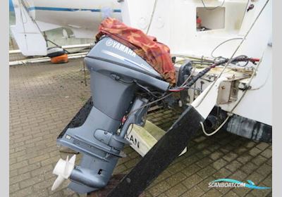 Macgregor Yachts 26 Segelbåt 2002, med Yamaha motor, England